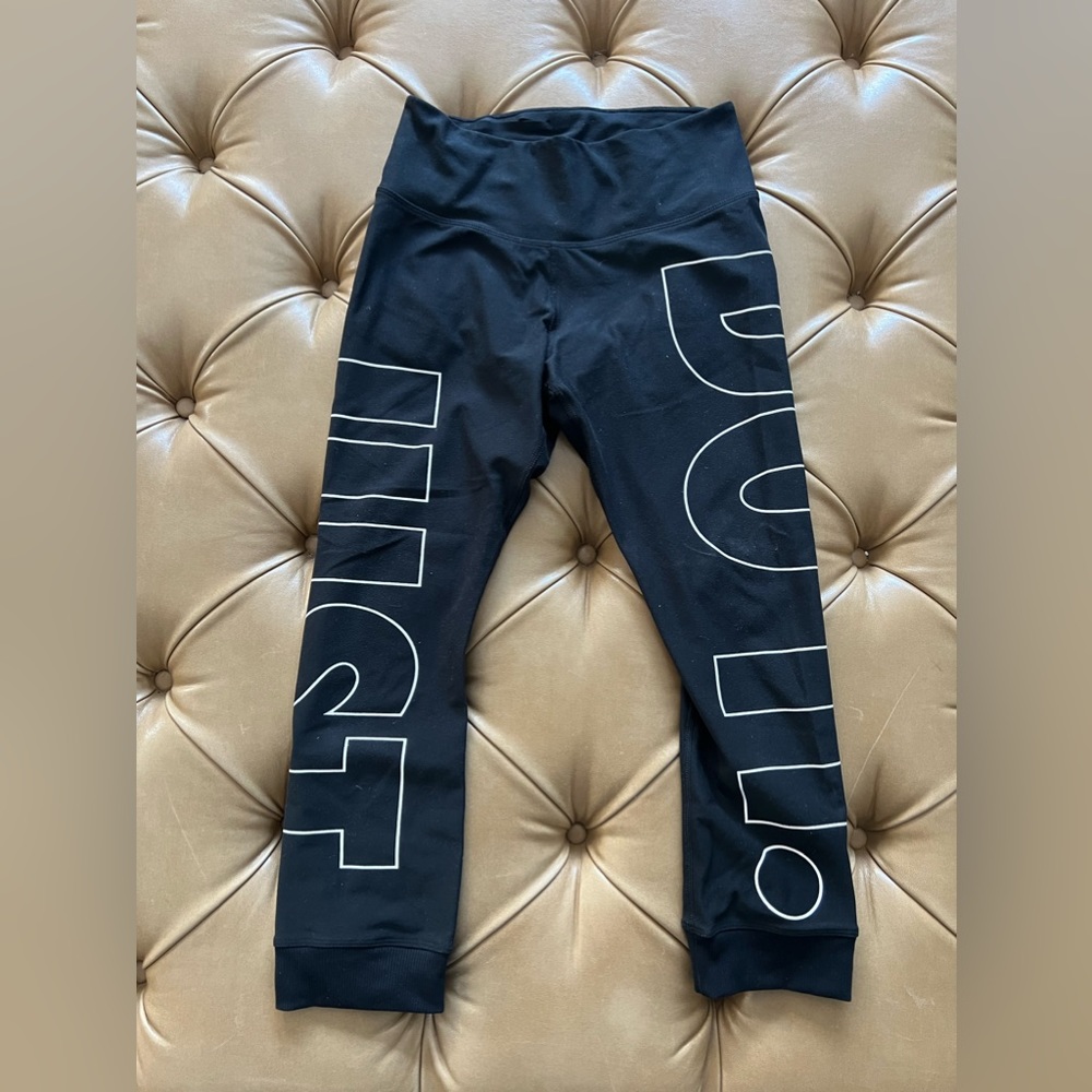 Nike xs women’s leggings black